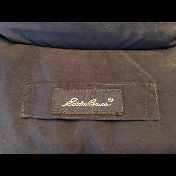 Women’s Eddie Bauer Down Vest. - Picture 3 of 7